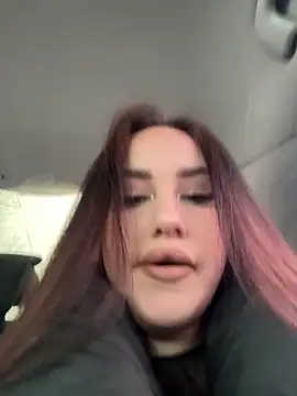 KiraSunshine online show from 01/08/26, 03:31