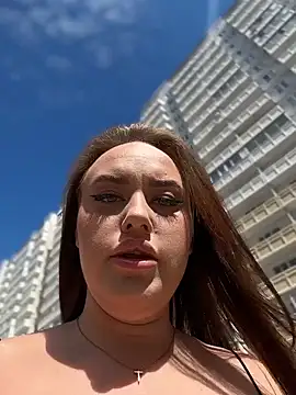 KiraSunshine online show from 06/19/26, 03:44