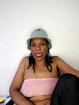 Hotcougar online show from 11/29/25, 12:52