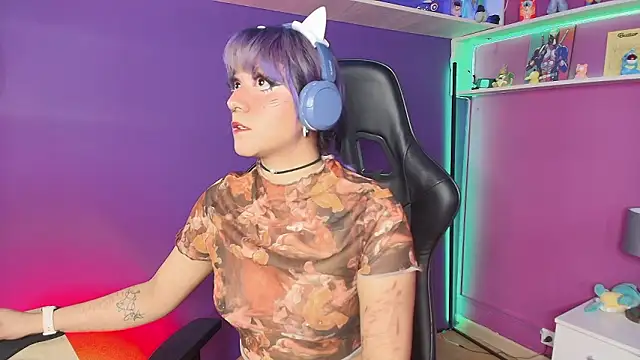 Snapshot of LuanEter chatting on 02/02/26, 03:00 LuanEter online show from 02/02/26, 03:00