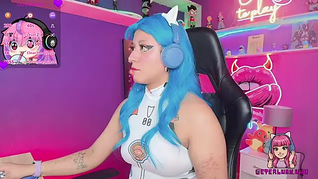 Snapshot of LuanEter chatting on 03/08/26, 01:15 LuanEter online show from 03/08/26, 01:15