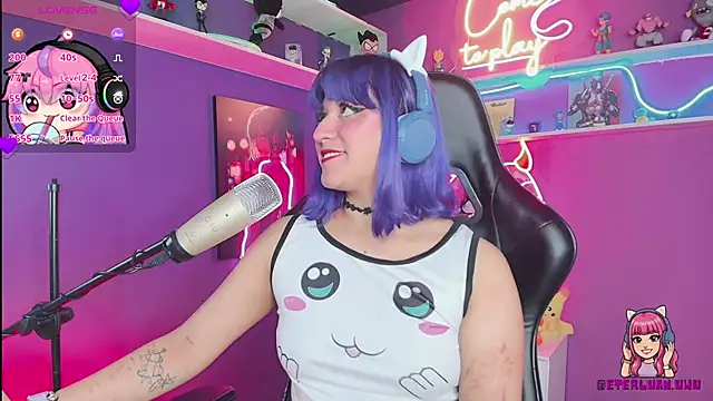 Snapshot of LuanEter chatting on 03/24/26, 03:17 LuanEter online show from 03/24/26, 03:17