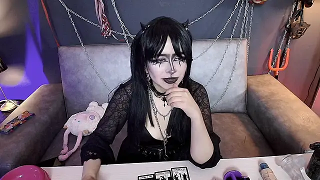 Navier   online show from 11/29/25, 09:40