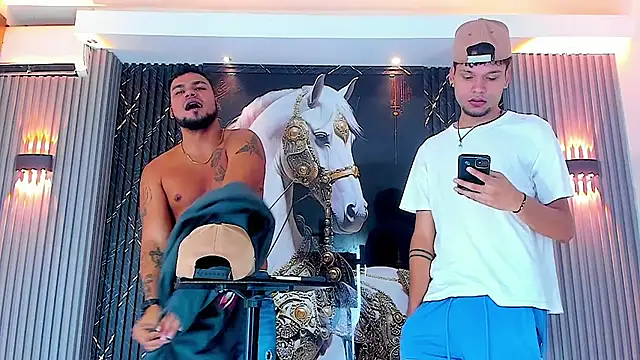 handsome boys22 online show from 10/25/25, 11:51