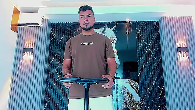 handsome boys22 online show from 10/29/25, 01:35