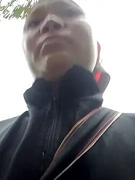 Snapshot of siro-zz chatting on 11/03/25, 08:15 siro-zz online show from 11/03/25, 08:15