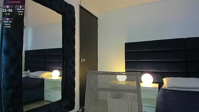 melanie roux   online show from 03/12/26, 05:41