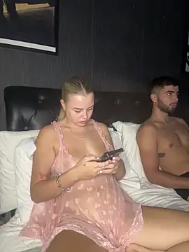 Snapshot of _AandH chatting on 02/11/26, 06:18 AandH online show from 02/11/26, 06:18