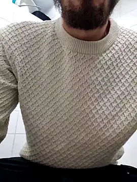 16enes16 online show from 10/20/25, 04:51