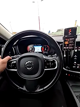 16enes16 online show from 11/02/25, 12:40