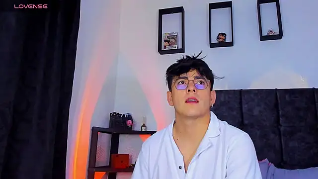 Theo Noxxx online show from 10/19/25, 02:45