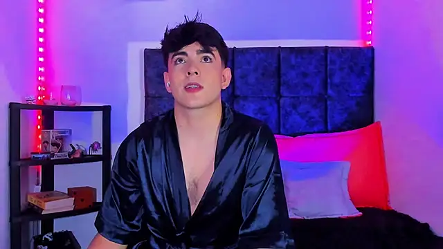 Theo Noxxx online show from 11/05/25, 07:03