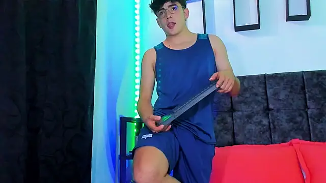 Theo Noxxx online show from 11/08/25, 06:40