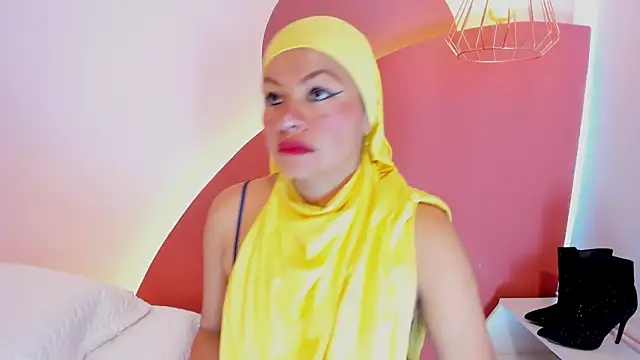 SophiaBeckerr online show from 12/16/25, 07:08