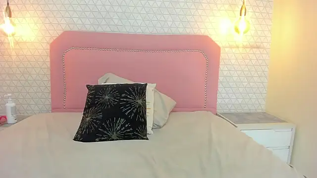 TAYLORMEYER1 online show from 06/10/26, 03:29