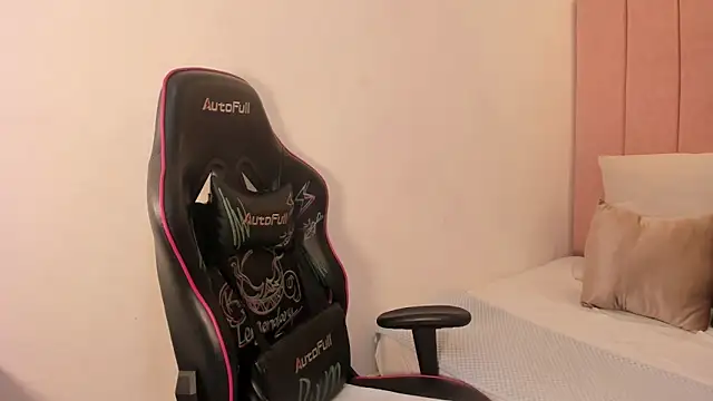 dulce morbida online show from 10/23/25, 09:57