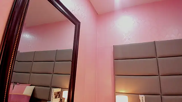 Isabella Marsh online show from 10/30/25, 12:39