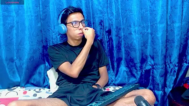 DavTwink3100 online show from 02/19/26, 01:56