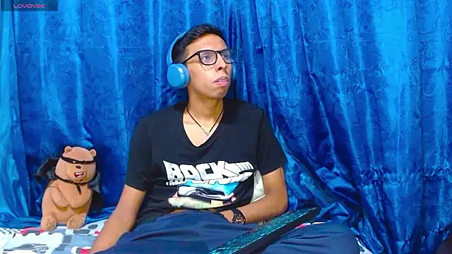 DavTwink3100 online show from 03/03/26, 02:18