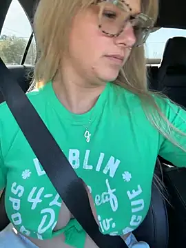 Snapshot of jvixen92 chatting on 03/17/26, 08:12 jvixen92 online show from 03/17/26, 08:12