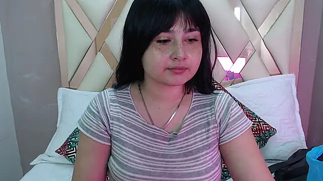 Sweet sumisive online show from 12/14/25, 03:50