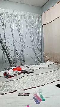 Orianabluee  online show from 11/06/25, 01:45