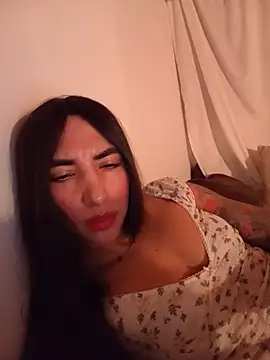 valeriahornier online show from 06/24/26, 02:10