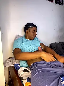 Snapshot of liam_Brooks9 chatting on 01/13/26, 02:00 liam Brooks9 online show from 01/13/26, 02:00