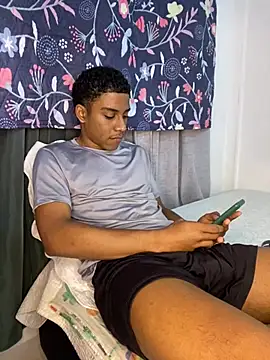 Snapshot of liam_Brooks9 chatting on 01/15/26, 10:02 liam Brooks9 online show from 01/15/26, 10:02