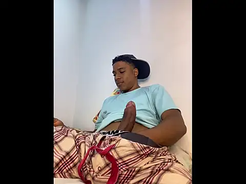 Snapshot of liam_Brooks9 chatting on 02/09/26, 12:42 liam Brooks9 online show from 02/09/26, 12:42