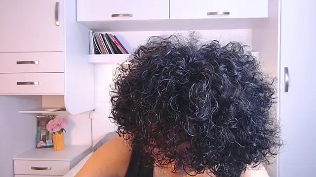 MartiRuis10 online show from 11/30/25, 09:08