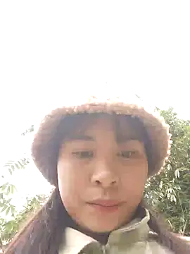 Squirrel-Pear online show from 11/03/25, 10:16