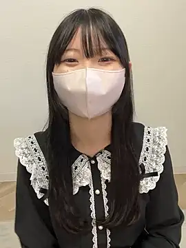 Snapshot of Reina_cute_00_ chatting on 11/06/25, 03:18 Reina cute 00 online show from 11/06/25, 03:18