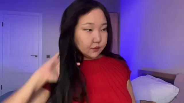 Snapshot of tammyXD chatting on 10/25/25, 02:13 tammyXD online show from 10/25/25, 02:13