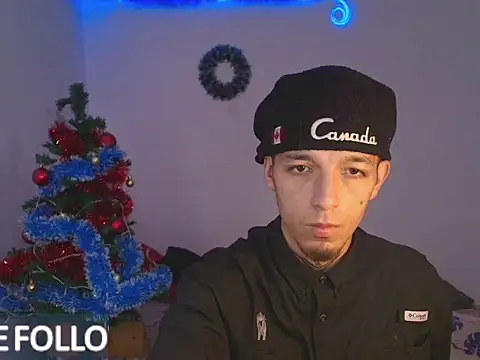 Snapshot of rosse__one chatting on 11/08/25, 08:40 rosse one online show from 11/08/25, 08:40