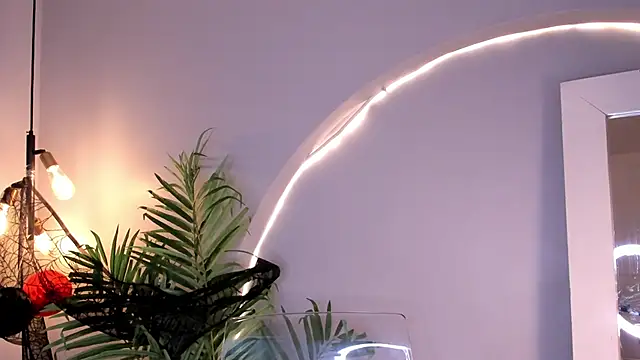 Snapshot of Juli_Casanova chatting on 10/30/25, 01:23 Juli Casanova online show from 10/30/25, 01:23