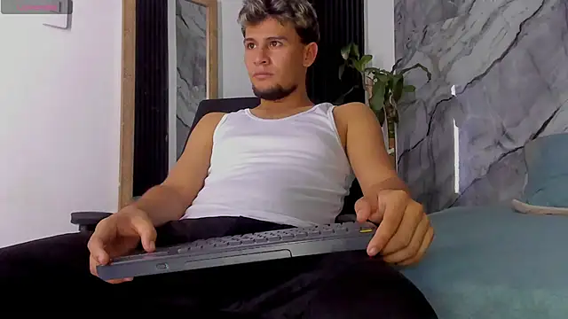 Alan-Smith1 online show from 11/08/25, 07:45