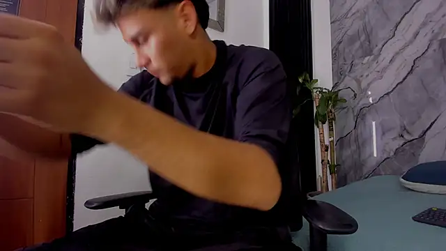 Alan-Smith1 online show from 11/12/25, 07:57