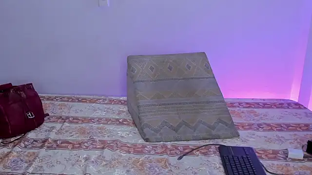 Nikki  uwu online show from 02/24/26, 08:29