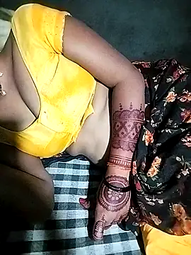 Hot cauple indian online show from 04/26/26, 04:59