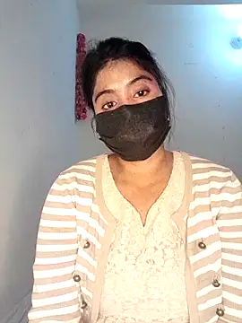 Snapshot of Hot_Angle chatting on 11/21/25, 01:04 Hot Angle online show from 11/21/25, 01:04