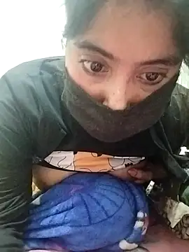 Snapshot of Hot_Angle chatting on 11/29/25, 10:13 Hot Angle online show from 11/29/25, 10:13