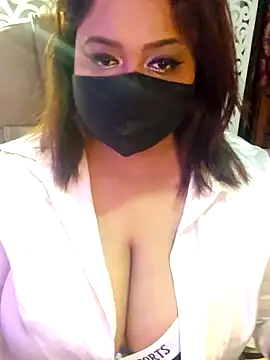 Snapshot of blackpearl____ chatting on 11/02/25, 04:42 blackpearl online show from 11/02/25, 04:42