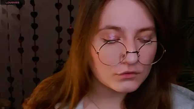 Snapshot of fairy_tara chatting on 02/10/26, 02:54 fairy tara online show from 02/10/26, 02:54