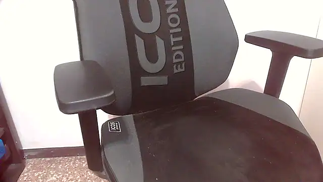 Snapshot of topg84 chatting on 02/17/26, 06:58 topg84 online show from 02/17/26, 06:58