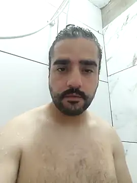 Snapshot of gusto14cm chatting on 03/07/26, 12:46 gusto14cm online show from 03/07/26, 12:46