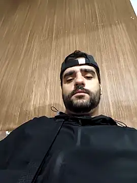 Snapshot of gusto14cm chatting on 03/13/26, 11:28 gusto14cm online show from 03/13/26, 11:28