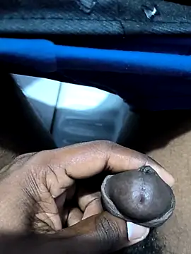 Snapshot of 67yoki chatting on 10/21/25, 07:25 67yoki online show from 10/21/25, 07:25