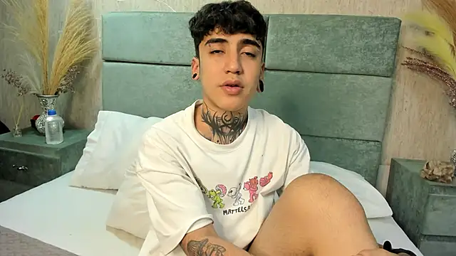 SantiOlsen online show from 12/17/25, 07:14