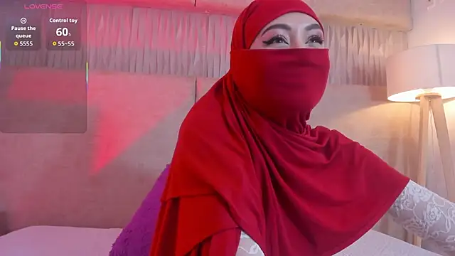 fatiima  online show from 11/15/25, 02:02